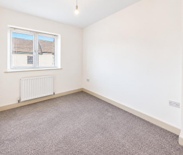 3 bedroom detached house to rent - Photo 3