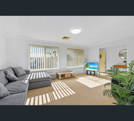 18 Eureka Place, Tamworth, NSW 2340 - Photo 1