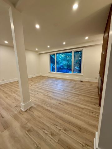 For Lease - 598 Wildwood Drive, Oakville, Ontario - Photo 2