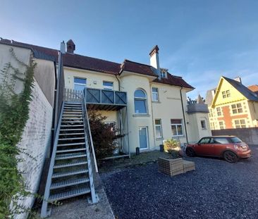 Charmante Duplex-Wohnung mit zwei Parkplätzen und Terrasse in zentr... - Foto 2