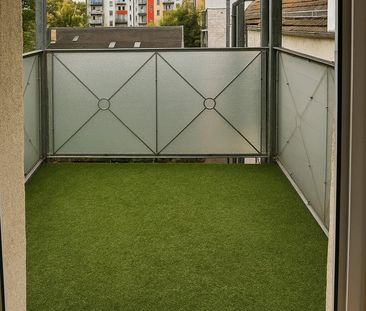 ++ schicke 2-Raum Wohnung mit Küche, Balkon & Personenaufzug - nahe... - Photo 3