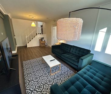 7 Bed Terraced House, Alloa Road, SE8 - Photo 3