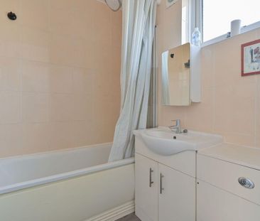 1 bedroom bungalow to rent - Photo 3