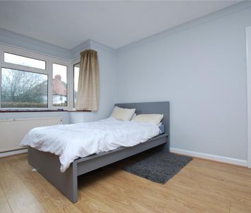 5 bedroom detached house to rent - Photo 3