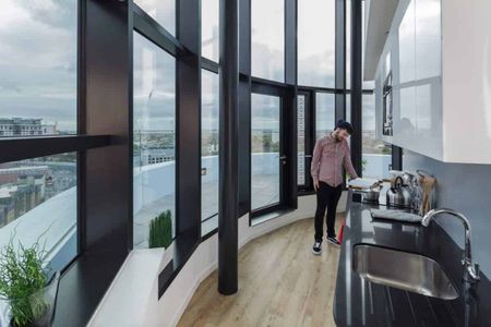 Penthouse Studio - Photo 5