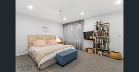 Spacious, Sun-Filled Living in a Prime Bayside Location - Photo 5