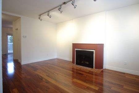 For Lease - 8 Lynndale Road, Toronto, Ontario - Photo 2