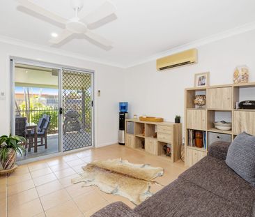 Sun-Soaked Living: Family Home with Pool! - Photo 2