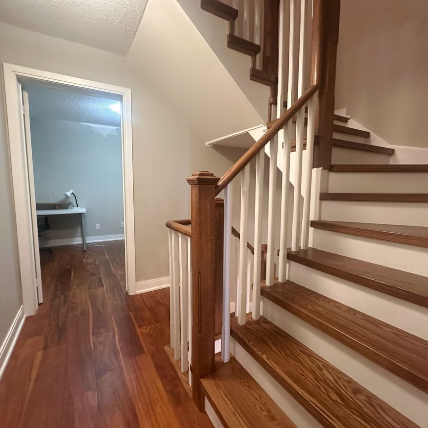 For Lease - 290 Village Green Square Unit# 23, Toronto, Ontario - Photo 1