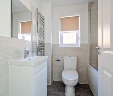 4 bedroom property to rent - Photo 5
