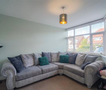 3 bedroom semi-detached house to rent - Photo 2