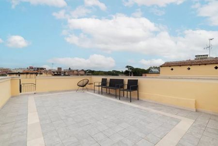 Via Cavour, Rome, Lazio 00184 - Photo 5