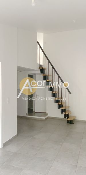 La seyne Centre, joli T2 bis très lumineux - Photo 1