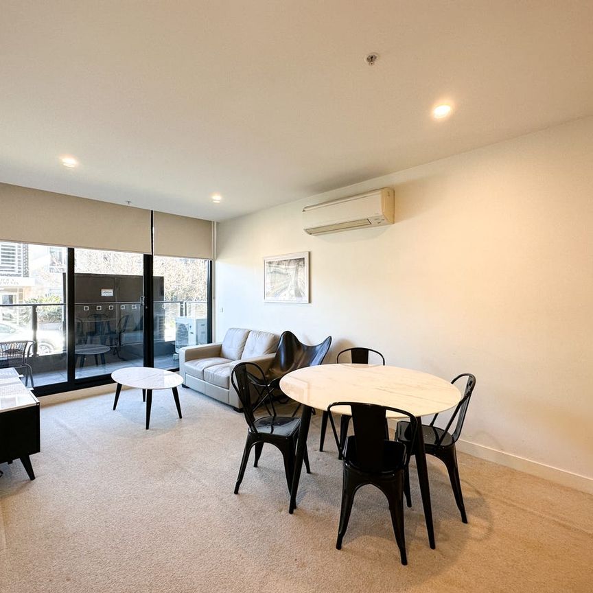 Exceptional Fully Furnished 2-bedroom unit in Box Hill - Photo 1