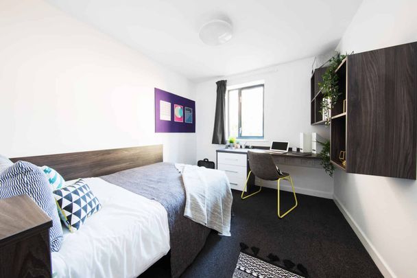 Silver En Suite - Photo 1