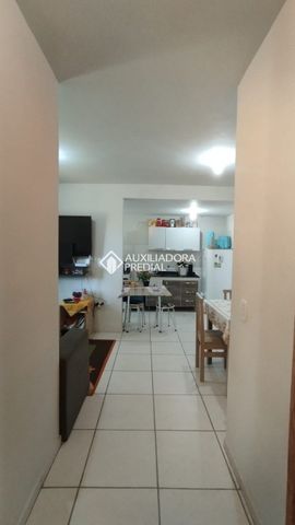 Apartamento com 2 quartos e 50m² para alugar em Chapéu do Sol, Porto Alegre. - Foto 3