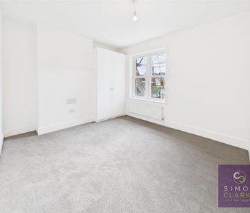 3 bedroom flat to rent - Photo 3