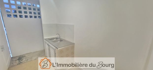 Location Appartement 4 pièces 60m² LES ABYMES 97139 - Photo 1
