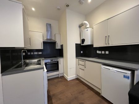 Studio flat to rent in St Peter's Road, Bournemouth, BH1 - Photo 5