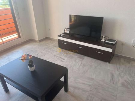 LONG SEASON. BEAUTIFUL APARTMENT FOR RENT IN BENALMADENA IS NOW FOR RENT. - Photo 4