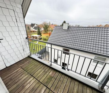 Renovierte 3-Zimmer-Wohnung mit EBK und Balkon! - Photo 2