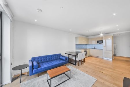 1 Bed Flat, St. Gabriel Walk, SE1 - Photo 3