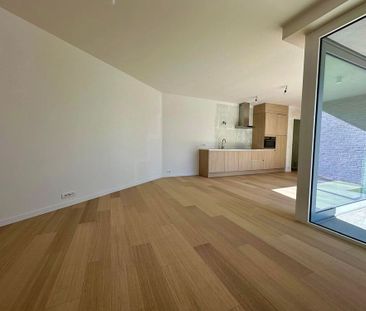 Modern gelijkvloers appartement met ondergrondse staanplaats in Eeklo. - Foto 5