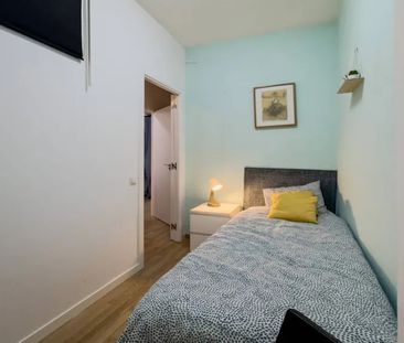 Carrer de València, Barcelona, Catalonia 08015 - Photo 1