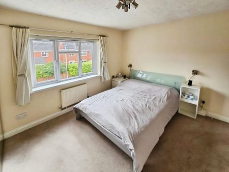 3 bedroom detached house to rent - Photo 2