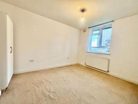 3 bedroom house share to rent - Photo 3