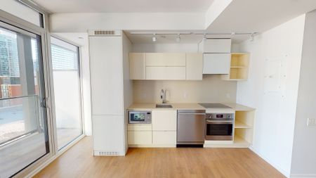For Lease - 125 Peter Street Unit# 1212, Toronto, Ontario - Photo 2