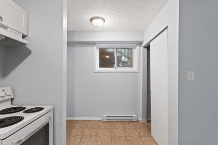 For Lease - 15 Faulkner Street Unit# 1, Orangeville, Ontario - Photo 5