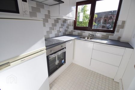 1d Stranmillis Court, BT95EU, Belfast - Photo 3