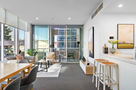 Executive 2-Bedroom Apartment in the Heart of Adelaide's East End - Photo 5