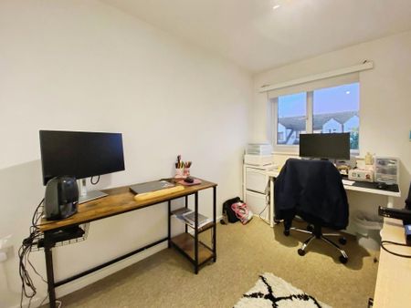 2 bedroom semi-detached house to rent - Photo 5