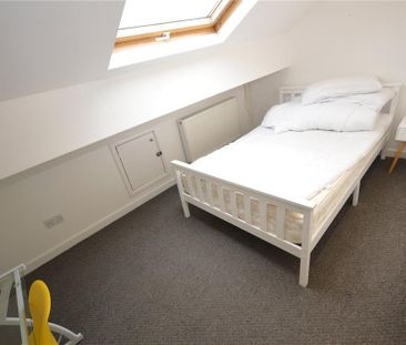 5 bedroom terraced house to rent - Photo 4