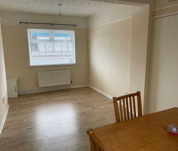 89 Circular Road, Larne, BT40 3AQ - Photo 1