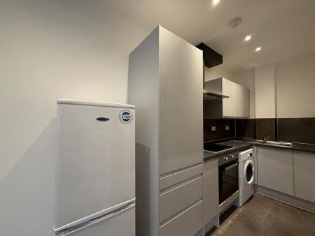 1 bedroom apartment to rent - Photo 2