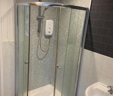 17 Chobham Street, Belfast, BT5 5BL - Photo 4