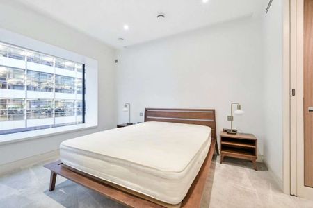 This development offers the perfect combination of modern luxury, unparalleled facilities, and a prime location in the heart of London. - Photo 4