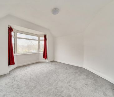 4 bedroom semi-detached house to rent - Photo 2