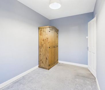 3 bedroom maisonette to rent - Photo 3