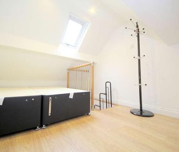 Kinderton Close, Southgate, N14 - Photo 6