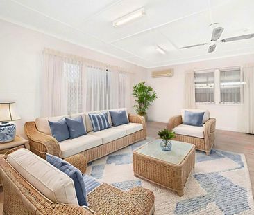 3 Bed + Study Nook, Walk to Everything - AVAILABLE 25/03/2026 - Photo 1