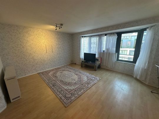 Appartement te huur in Aalst - Photo 1