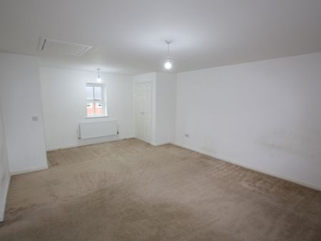 Bucklow Gardens, Lymm - Photo 5