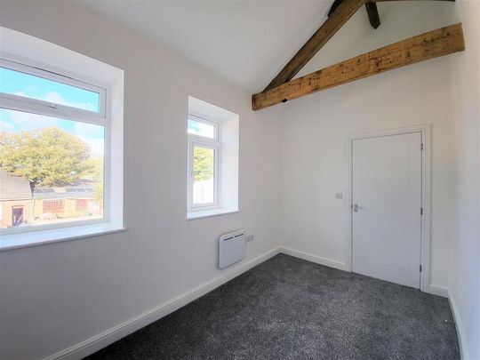 2 bedroom terraced house to rent - Photo 1