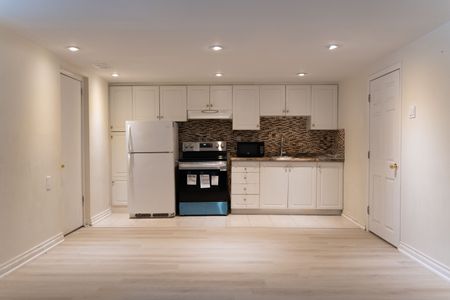 For Lease - 9 Sylla Avenue Unit# Lower, Toronto, Ontario - Photo 2