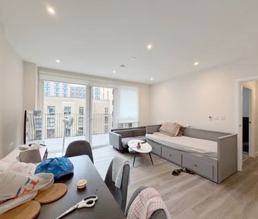 3 Bed Flat, Vanguard Way, E17 - Photo 3