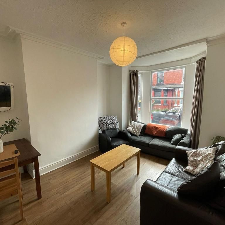 4 bedroom house to rent - Photo 1